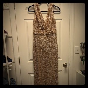 Badgley Mischka size 6 rose gold sequin gown